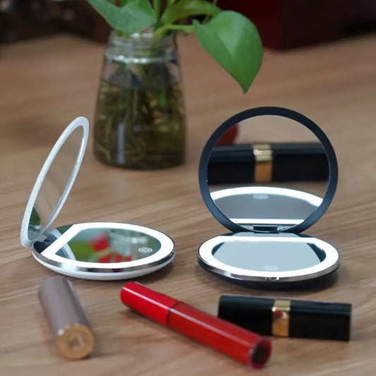 LED Lighted Compact Mirror